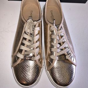 Bebe Womens Dane Low Top Lace Up Sneakers, Gold,